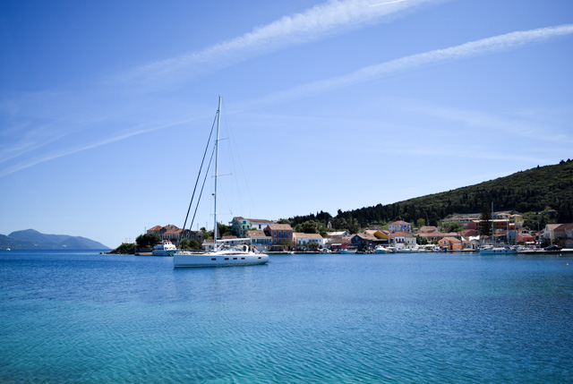 Kefalonia Taxi transfer from Kefalonia Airport, professional taxi services Kefalonia and Private Tours Kefalonia. Low-Cost Kefalonia Airport Transfers from/to Assos and Fiscardo Kefalonia. Kefalonia Taxi - Taxi Services Kefalonia - Kefalonia Taxi Transfers